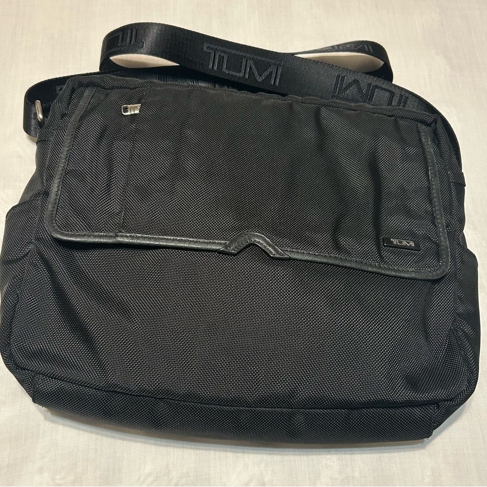 TUMI Black Nylon/Leather Messenger Bag for Men